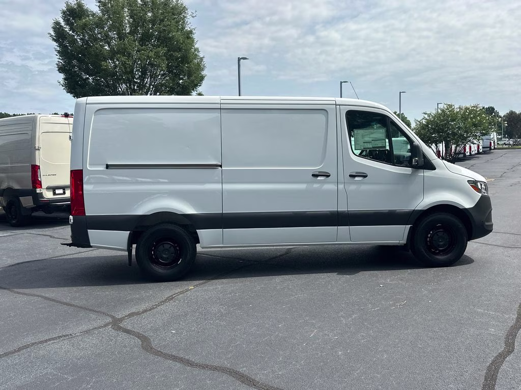 2026 Arctic Mercedes-Benz Sprinter 2500 Cargo 144 WB RWD Van