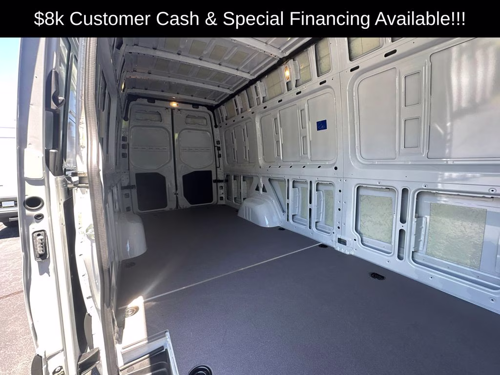 2025 Arctic Mercedes-Benz Sprinter 2500 Cargo 170 WB RWD Van