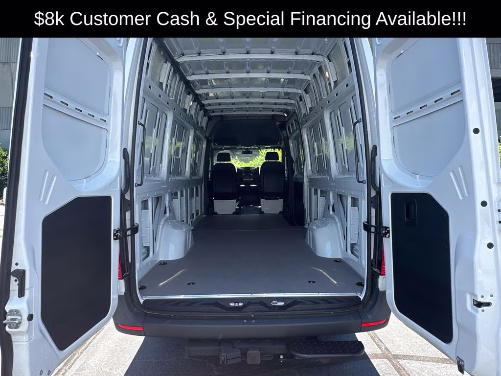 2025 Arctic Mercedes-Benz Sprinter 2500 Cargo 170 WB RWD Van