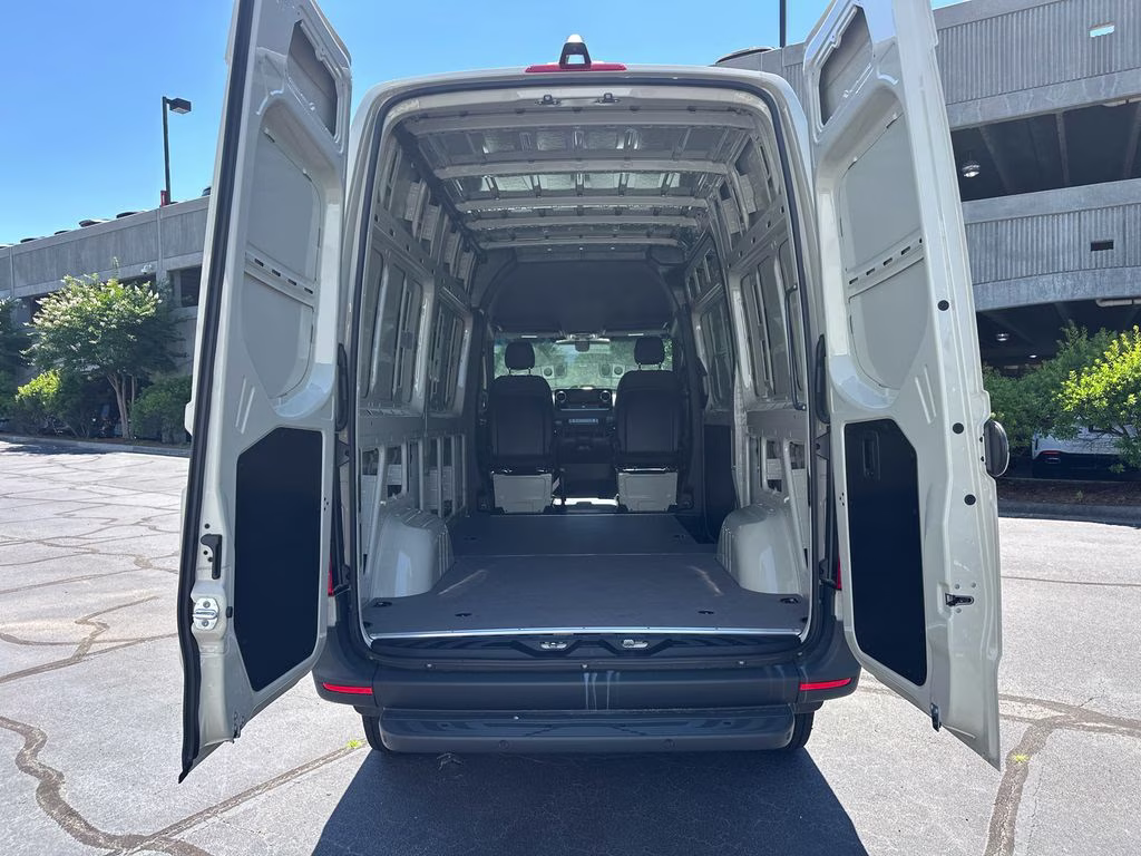 2026 Pebble Mercedes-Benz Sprinter 2500 Cargo 144 WB AWD Van