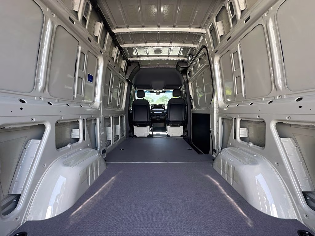 2026 Pebble Mercedes-Benz Sprinter 2500 Cargo 144 WB AWD Van