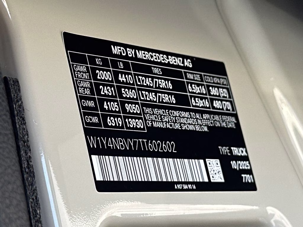 2026 Pebble Mercedes-Benz Sprinter 2500 Cargo 144 WB AWD Van