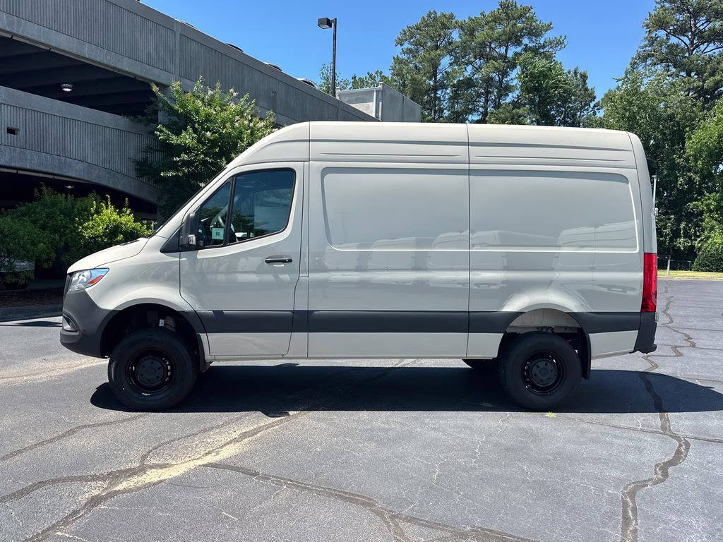 2026 Pebble Mercedes-Benz Sprinter 2500 Cargo 144 WB AWD Van