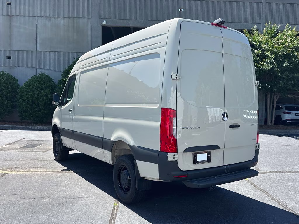 2026 Pebble Mercedes-Benz Sprinter 2500 Cargo 144 WB AWD Van
