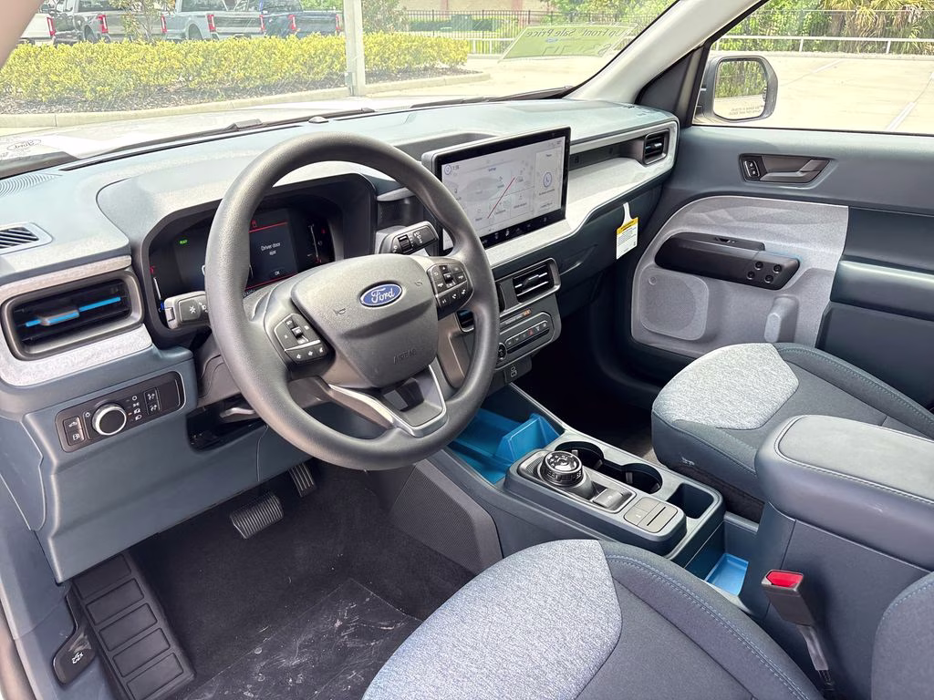 2026 Oxford White Ford Maverick XLT FWD Truck