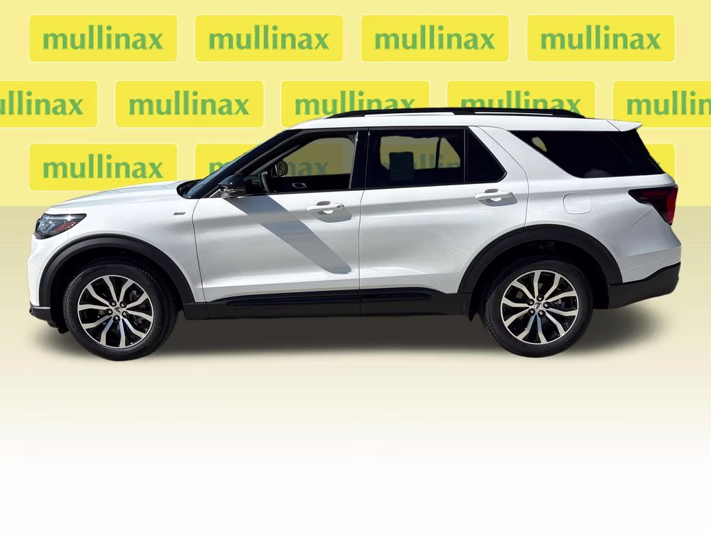 2026 White Metallic Ford Explorer ST-Line RWD SUV