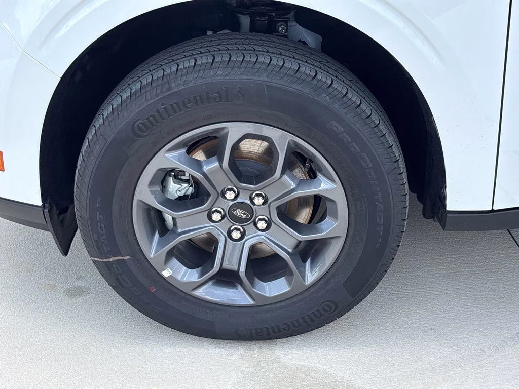 2026 Oxford White Ford Maverick XLT FWD Truck
