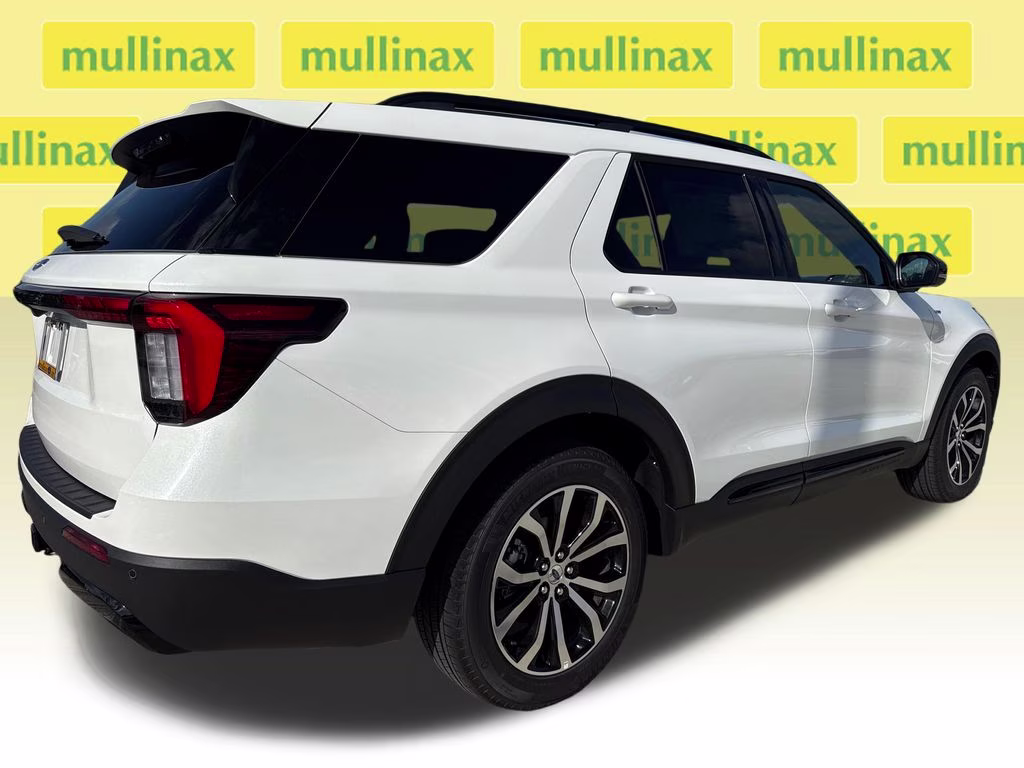 2026 Star White Metallic TC Ford Explorer ST-Line RWD SUV