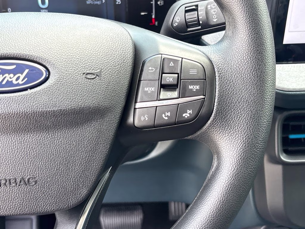 2026 Oxford White Ford Maverick XLT FWD Truck