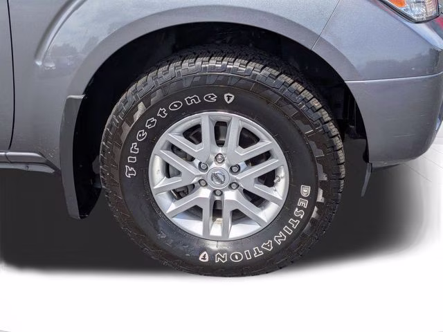 2017 Gun Metallic Nissan Frontier SV 4X4 Truck