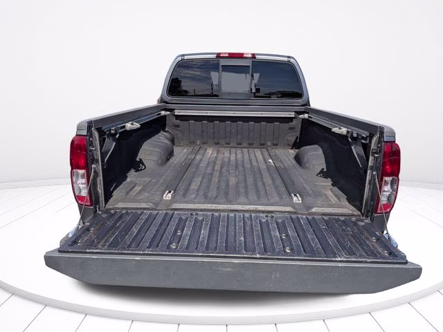 2017 Gun Metallic Nissan Frontier SV 4X4 Truck