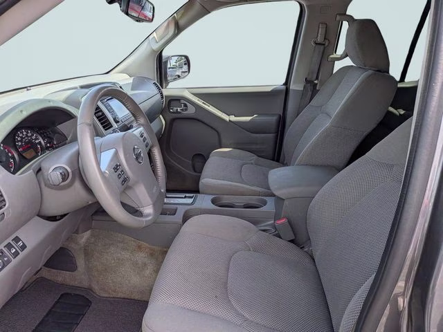 2017 Gun Metallic Nissan Frontier SV 4X4 Truck