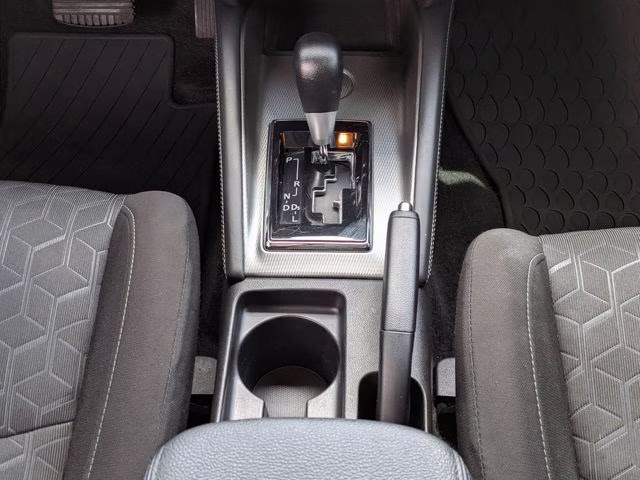 2022 Alloy Silver Metallic Mitsubishi Outlander Sport 2.0 ES FWD SUV