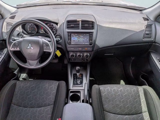 2022 Alloy Silver Metallic Mitsubishi Outlander Sport 2.0 ES FWD SUV