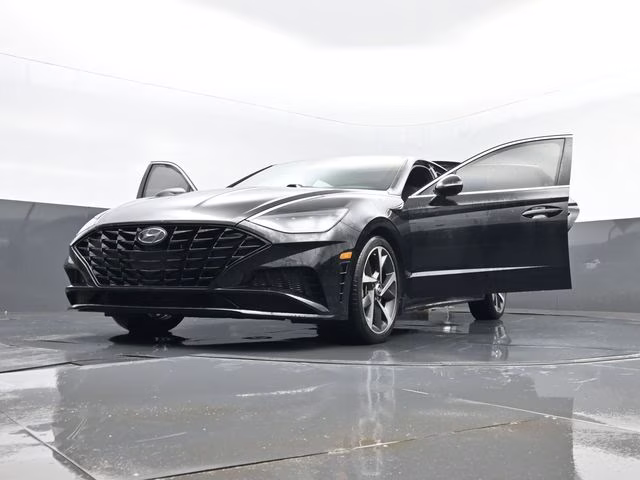 2021 Phantom Black Hyundai Sonata SEL Plus FWD Sedan
