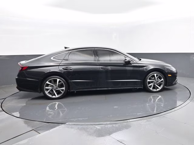2021 Phantom Black Hyundai Sonata SEL Plus FWD Sedan