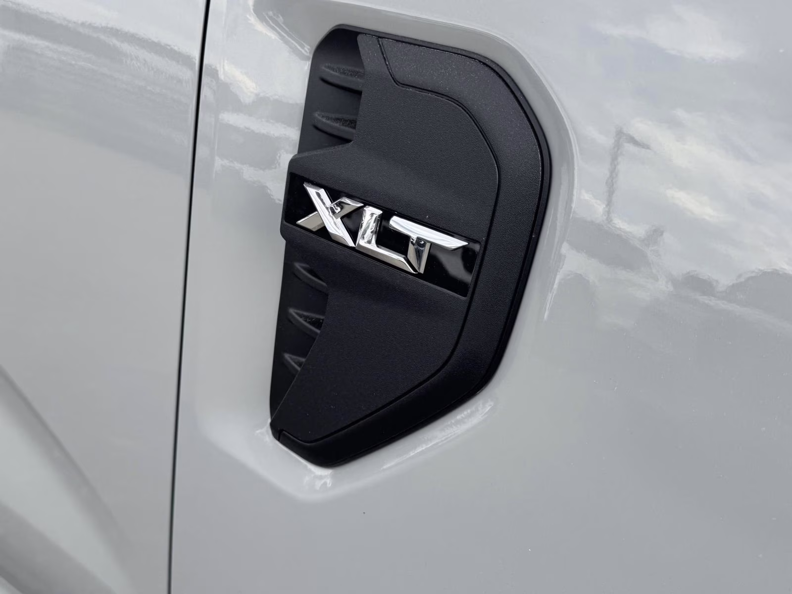 2026 Brown Ford Ranger XLT 4WD SuperCrew 5' Box 4X4 Truck
