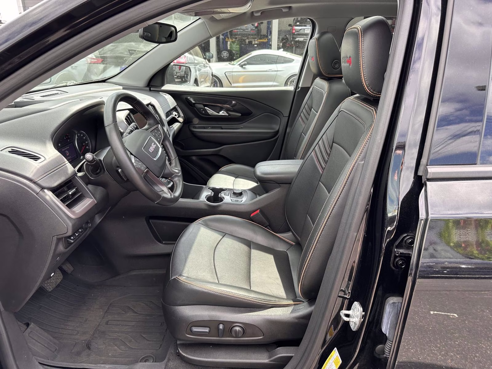 2022 Ebony Twilight Metallic GMC Terrain AWD 4dr AT4 AWD SUV