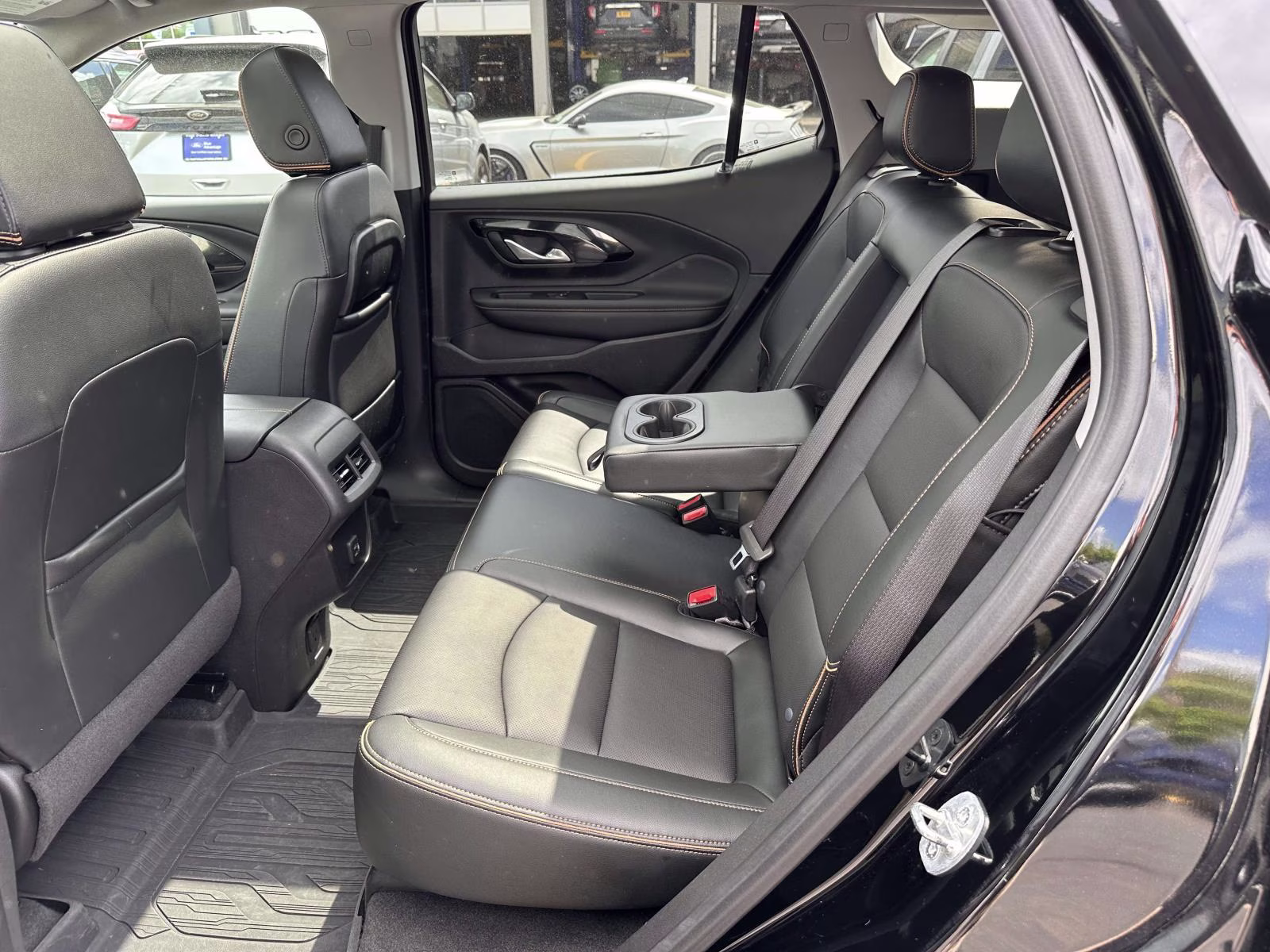 2022 Ebony Twilight Metallic GMC Terrain AWD 4dr AT4 AWD SUV