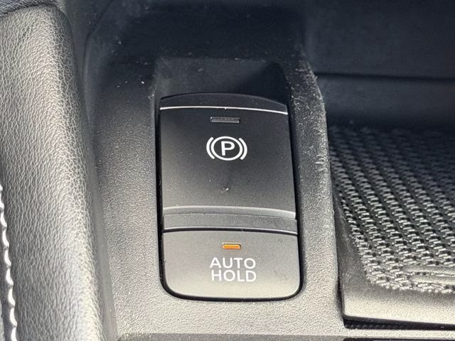 2022 Fresh Powder Nissan Kicks SR FWD SUV