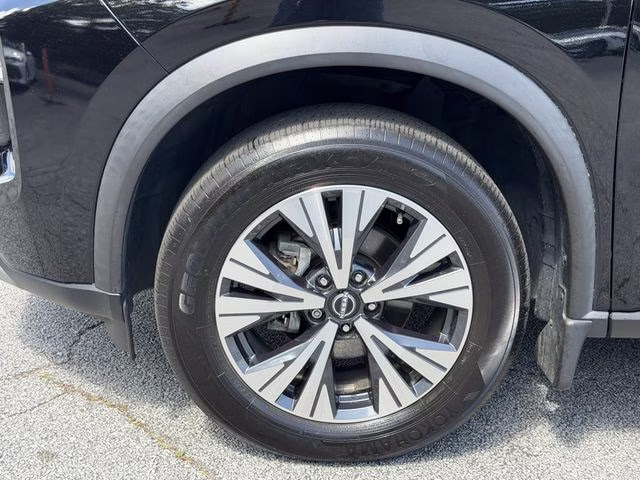 2023 Super Black Nissan Rogue SV FWD SUV