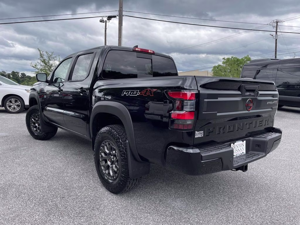2026 Super Black Nissan Frontier PRO-4X 4X4 Truck