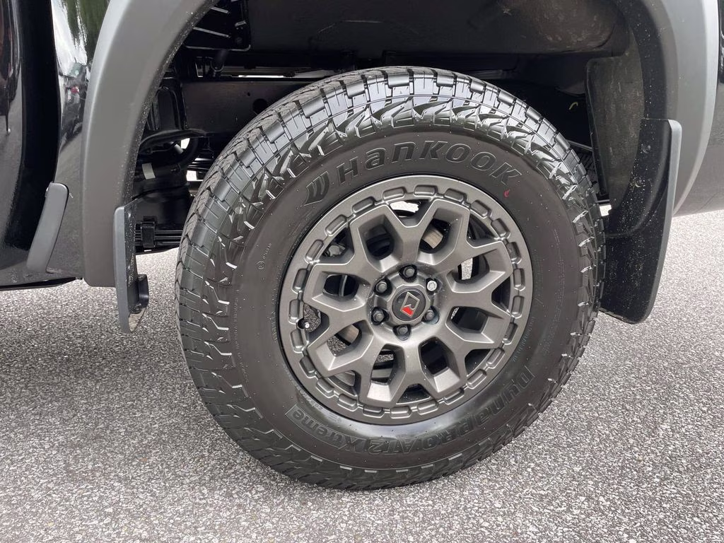 2026 Super Black Nissan Frontier PRO-4X 4X4 Truck