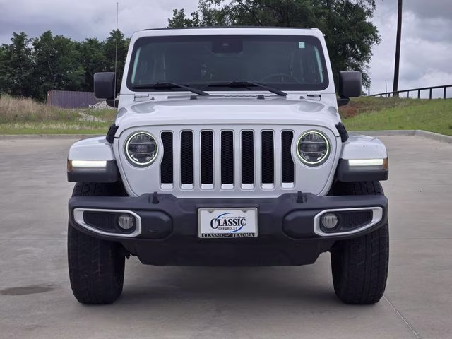 2019 Bright White Clearcoat Jeep Wrangler Unlimited Sahara 4X4 SUV