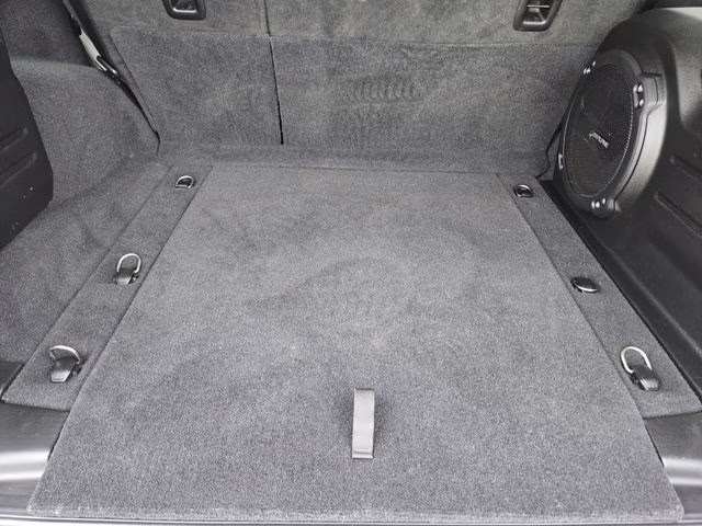 2019 Bright White Clearcoat Jeep Wrangler Unlimited Sahara 4X4 SUV