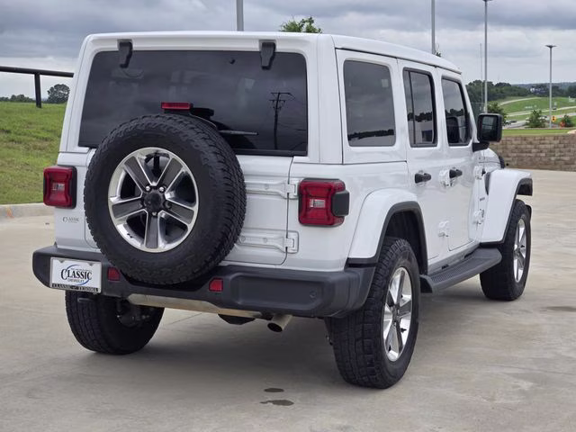 2019 Bright White Clearcoat Jeep Wrangler Unlimited Sahara 4X4 SUV