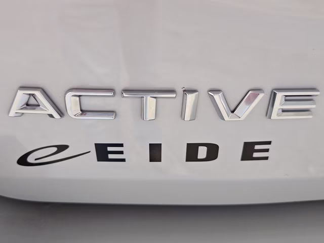 2026 Space Silver Metallic Ford Expedition Max Active 4X4 SUV