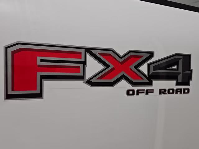 2026 Oxford White Ford Super Duty F-250 SRW XL 4X4 Truck