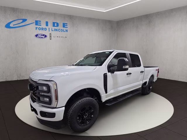 2026 Oxford White Ford Super Duty F-250 SRW XL 4X4 Truck