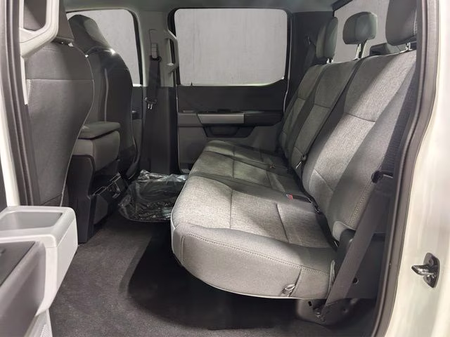 2026 Oxford White Ford Super Duty F-250 SRW XL 4X4 Truck
