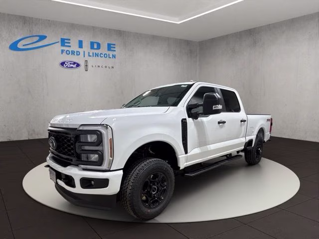 2026 Oxford White Ford Super Duty F-250 SRW XL 4X4 Truck
