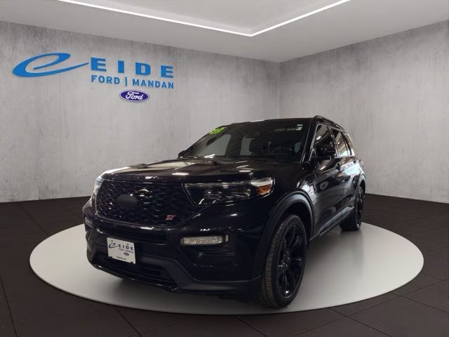 2023 Ford Explorer ST 4WD's photo