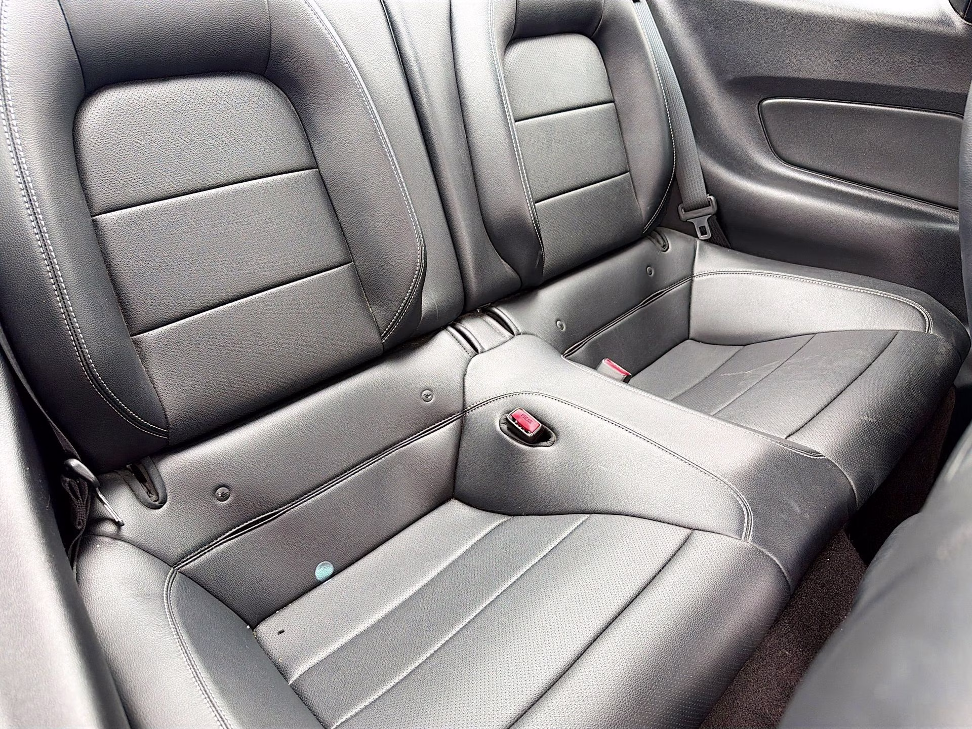 2016 Magnetic Metallic Ford Mustang EcoBoost Premium RWD Coupe
