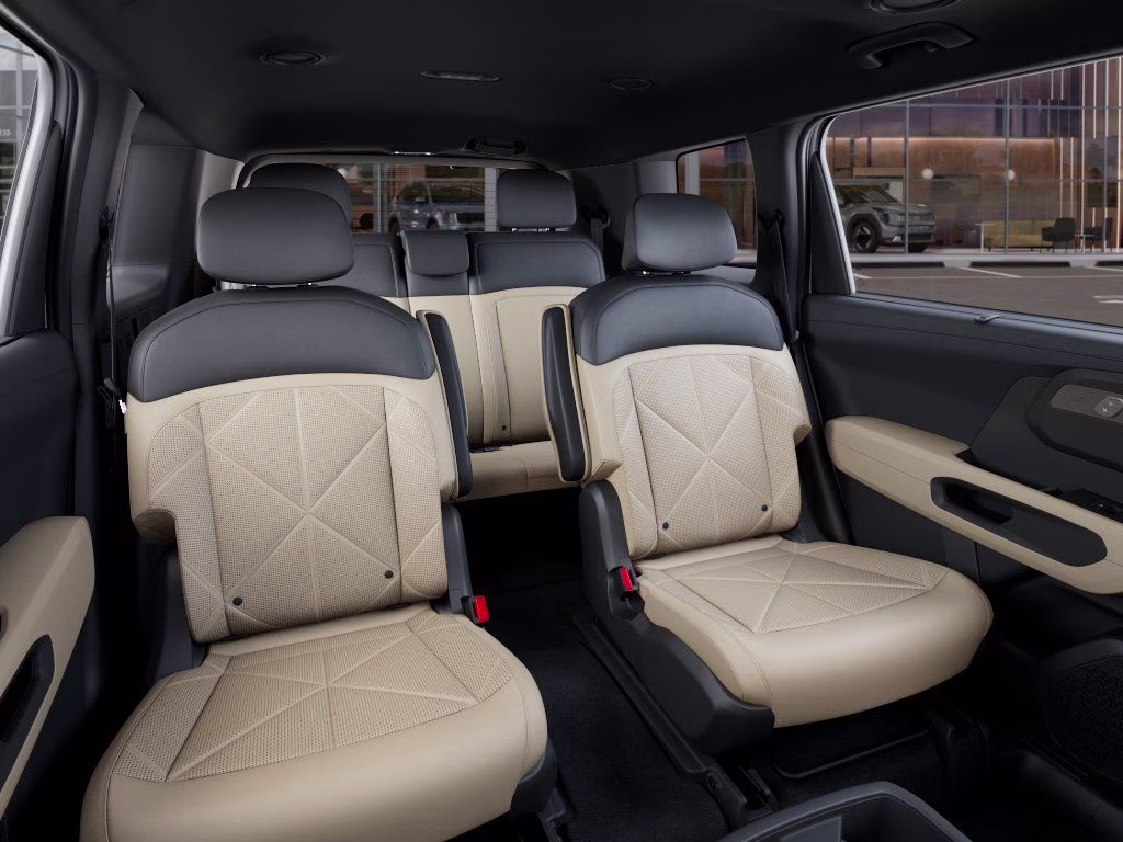 2027 White Pearl Kia Telluride Hybrid EX AWD SUV