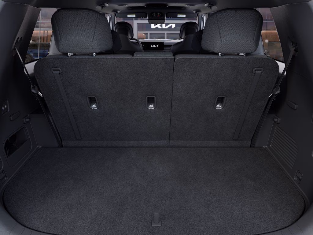 2027 White Pearl Kia Telluride S FWD SUV