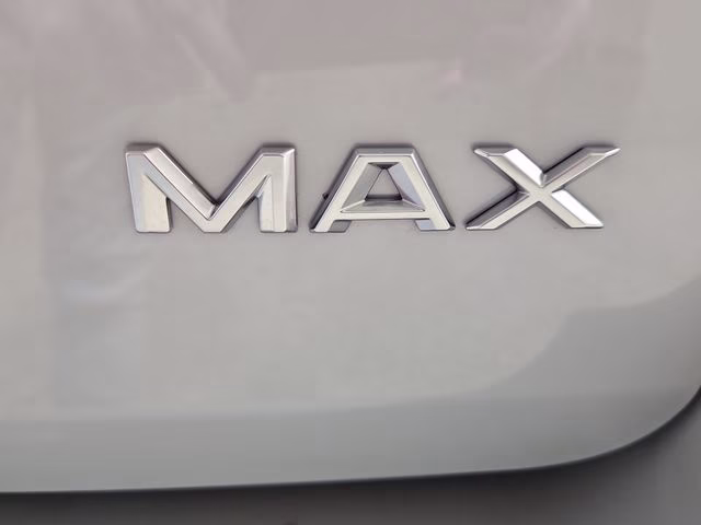 2026 Space Silver Metallic Ford Expedition Max Active 4X4 SUV