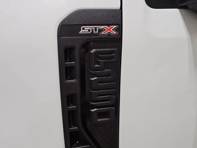 2026 Oxford White Ford Super Duty F-250 SRW XL 4X4 Truck