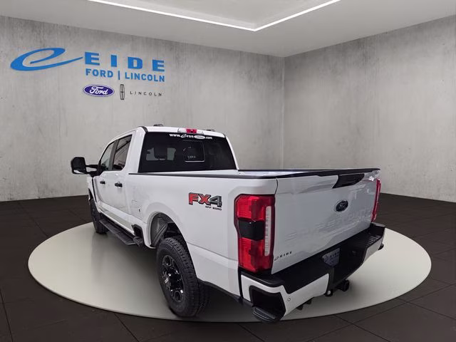 2026 Oxford White Ford Super Duty F-250 SRW XL 4X4 Truck