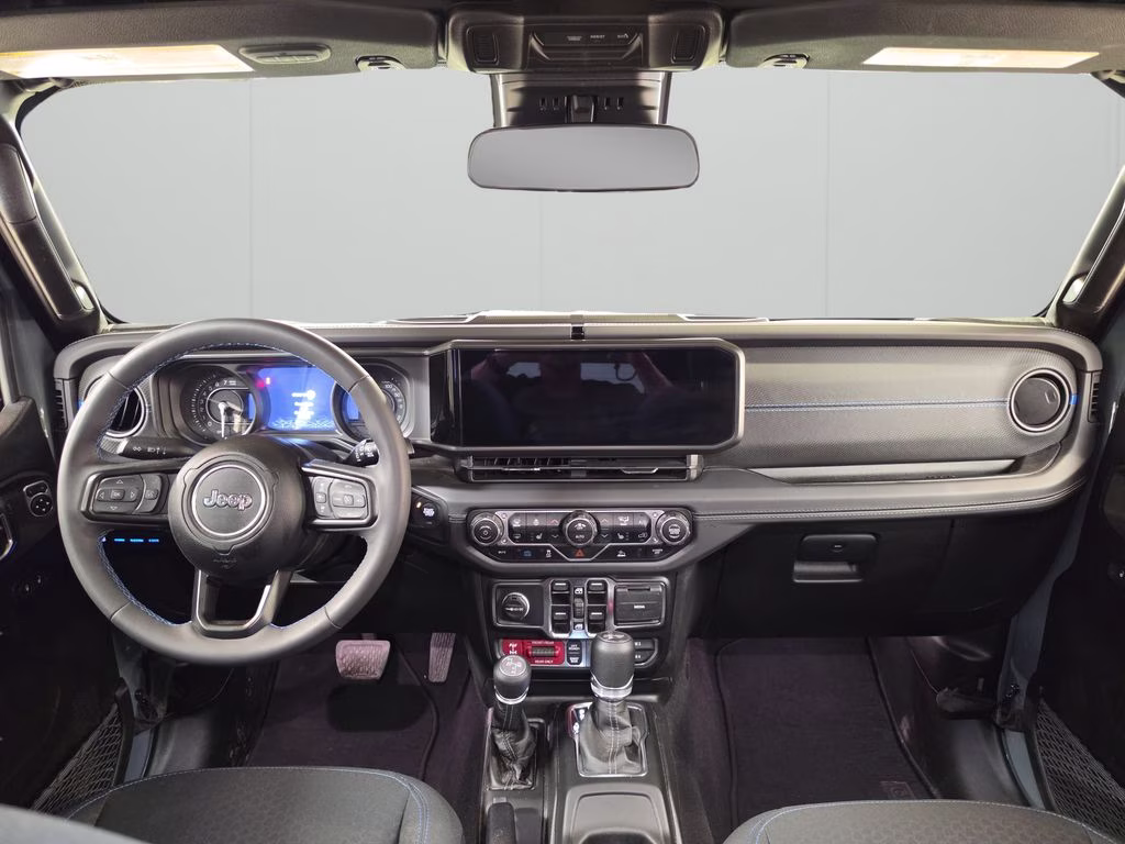 2025 Anvil Clear Coat Jeep Wrangler 4xe Rubicon 4X4 SUV