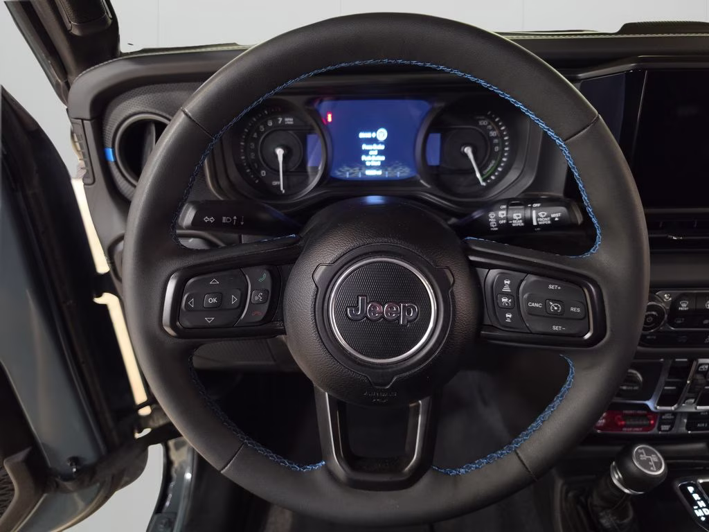 2025 Anvil Clear Coat Jeep Wrangler 4xe Rubicon 4X4 SUV