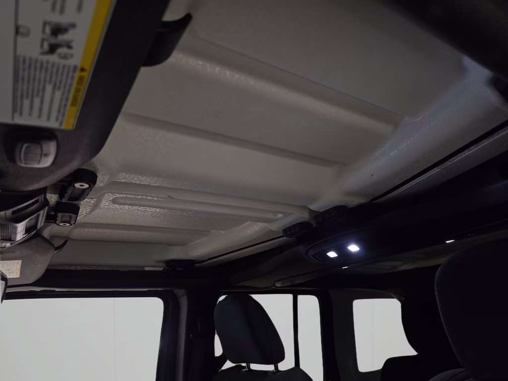 2025 Anvil Clear Coat Jeep Wrangler 4xe Rubicon 4X4 SUV
