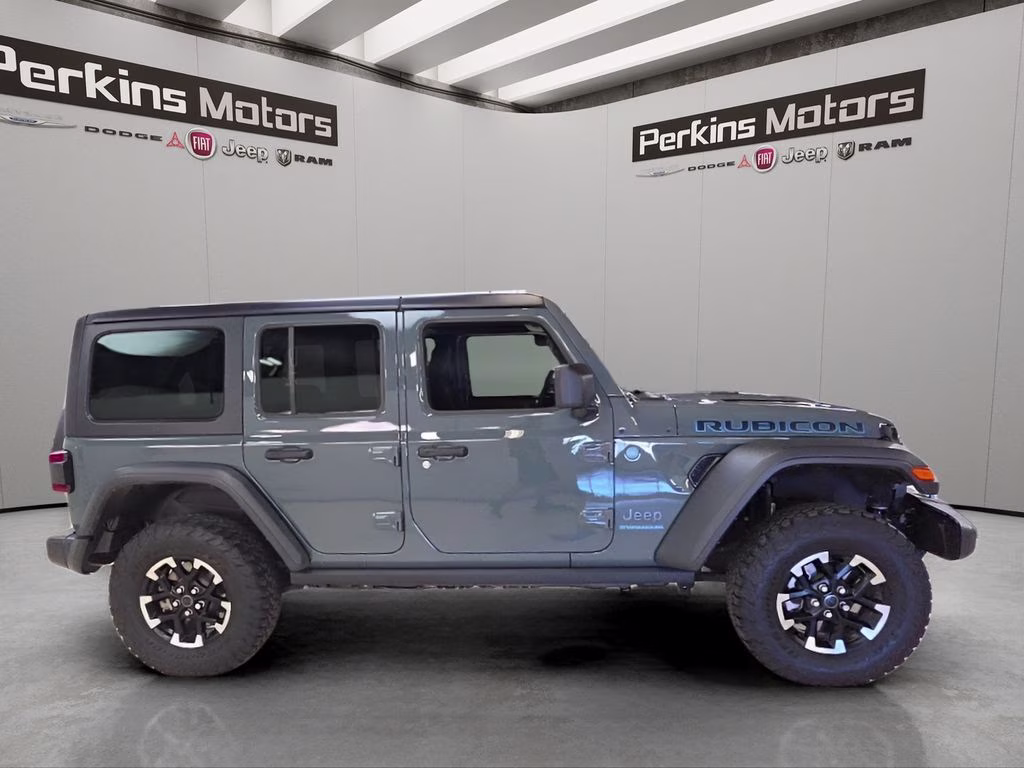 2025 Anvil Clear Coat Jeep Wrangler 4xe Rubicon 4X4 SUV