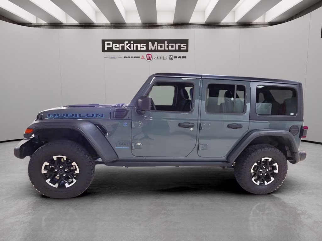 2025 Anvil Clear Coat Jeep Wrangler 4xe Rubicon 4X4 SUV