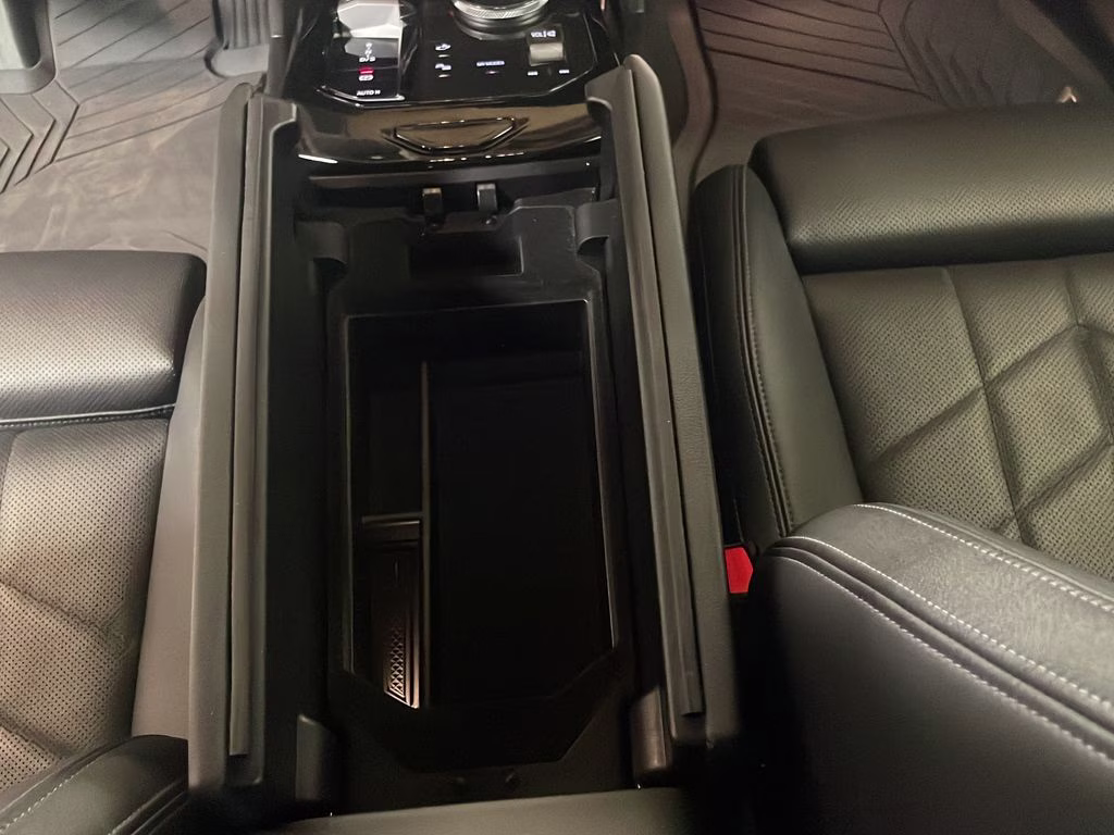 2024 Dark Graphite BMW 5 Series 530i xDrive AWD Sedan