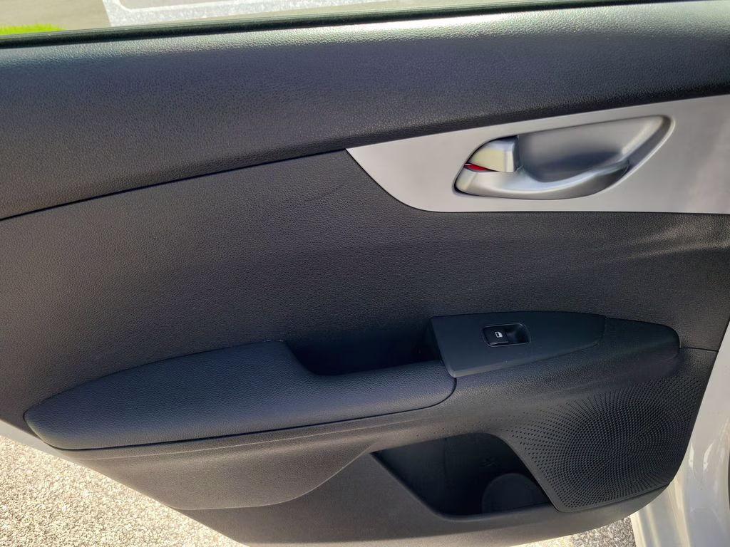2023 Snow White Pearl Kia Forte LXS FWD Sedan