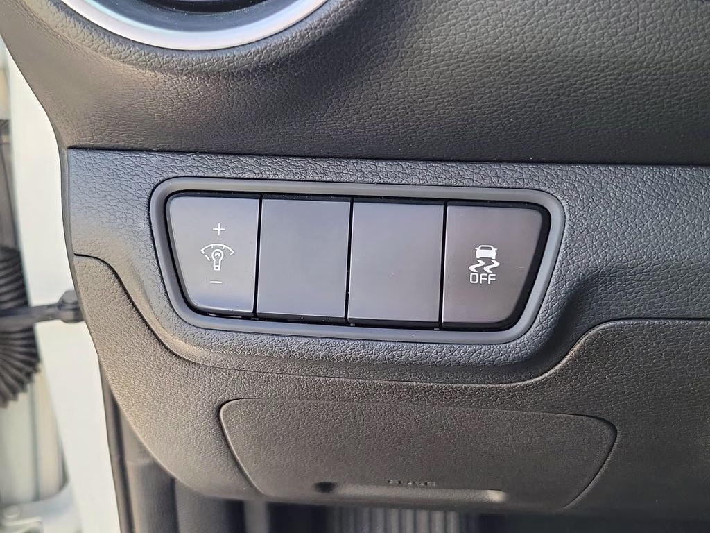 2023 Snow White Pearl Kia Forte LXS FWD Sedan